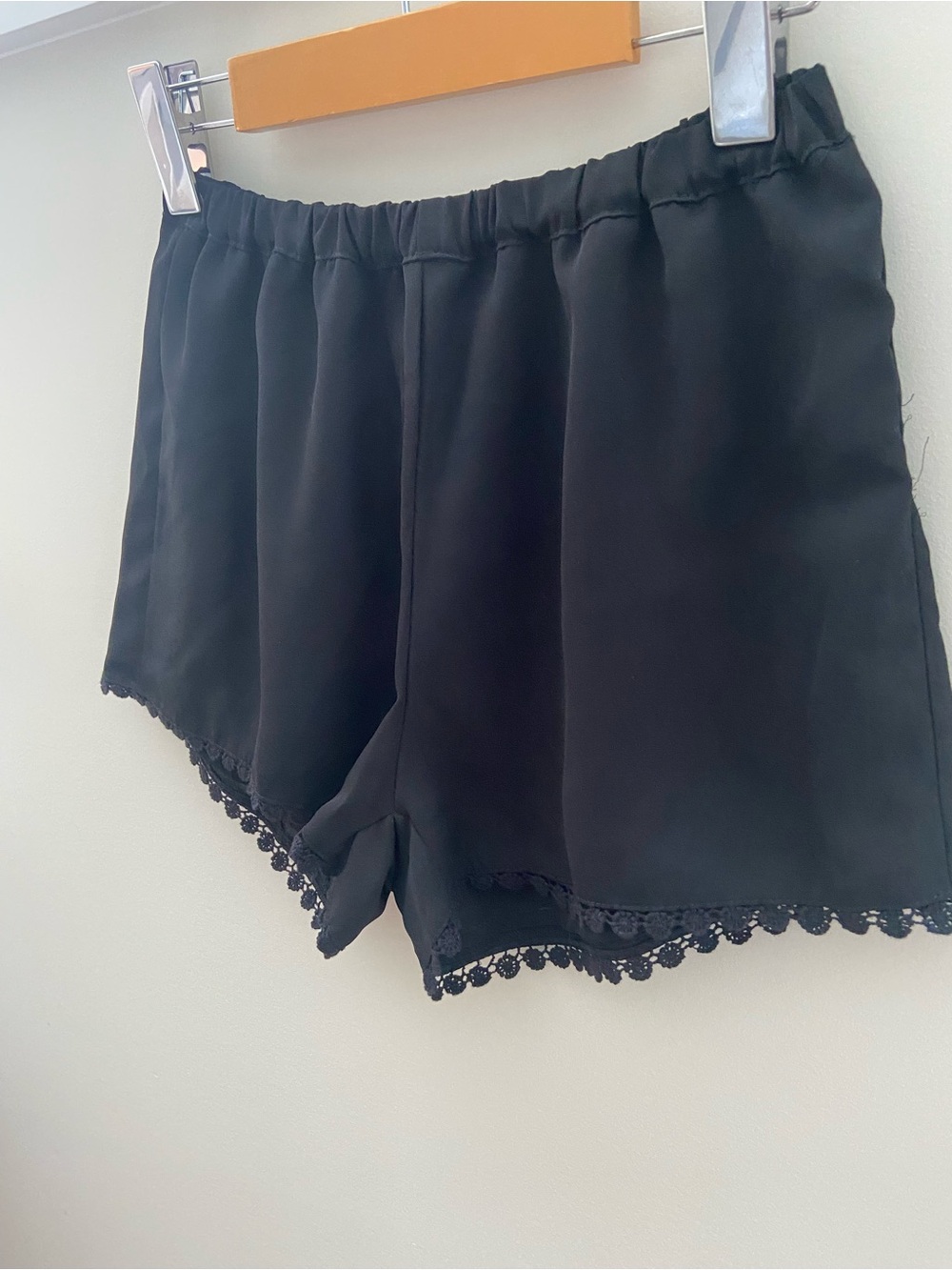 Brandy Melville Crochet Trim Black Shorts Boho - Picture 2 of 13